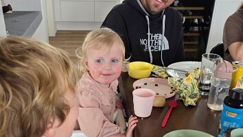 P�skefrokost 2026 - 12